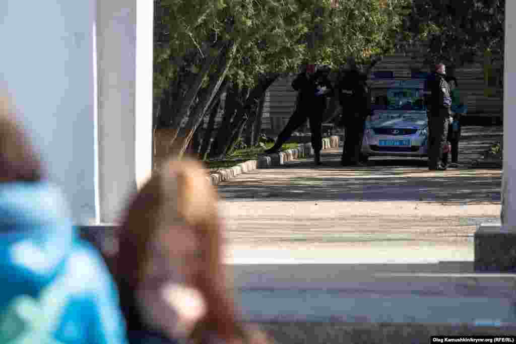 Поліція уважно стежила за тим, що відбувається біля пам'ятника Шевченку