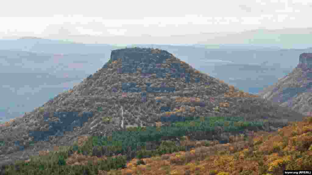 Вид на плато Тепер-Кермен із півночі