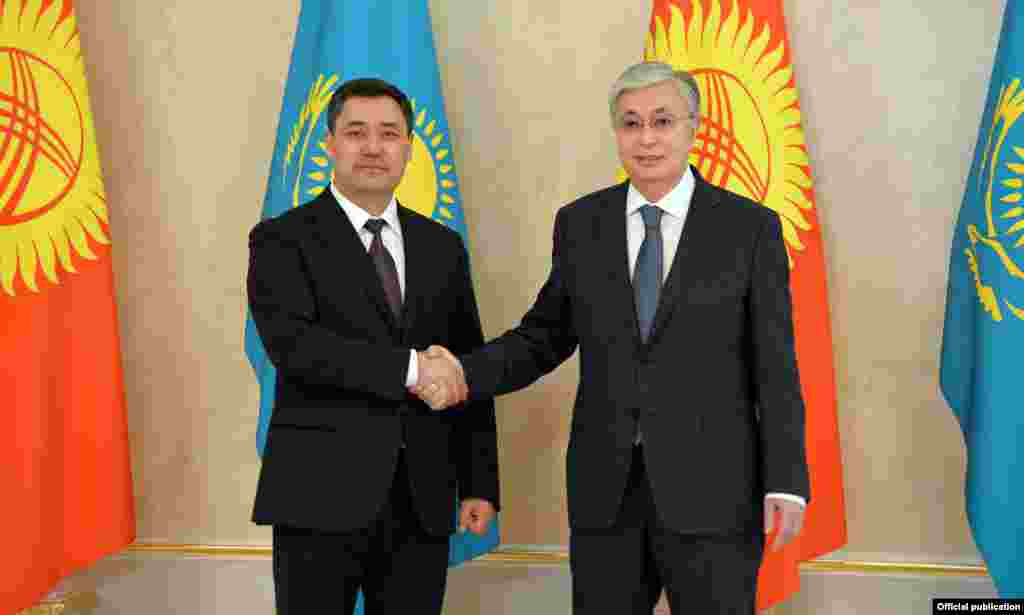 Бул - быйыл 10-январда президент болуп шайланган Садыр Жапаровдун биринчи мамлекеттик сапары.