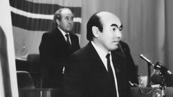 Абсамат Масалиев: Жүзүм жеп кеткиле  