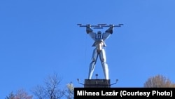 Statuia lui Prometeu sau „Omul de Fier” de la Barajul Vidraru