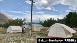 Баткен жана Лейлек райондору биригип 140 турак үй талкаланган болсо, учурда анын 56сы курулуп бүтө элек.