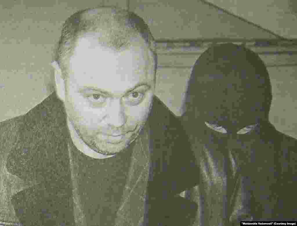 "Moldavskie Vedomosti", 18 martie 2005, procesul lui Valeriu Pasat, ex-director SIS