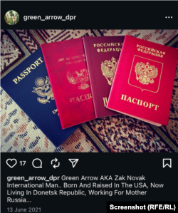 Četiri pasoša sa kojima se Zlatko Novković pohvalio na društvenim mrežama 2021. godine.