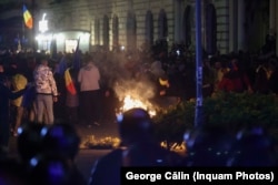 Incidente la protestul față de decizia BEC de a nu valida candidatura lui Călin Georgescu, în București, 9 martie 2025.