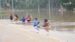 ملتان کې يوشمېر خلک په سيلانو کې ګير دي