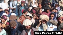 د کډوالو لپاره د ملګرو ملتونو عالي کمیشنری په تېر ژمي کې د وزرستانیو کډوالو له هرې راجسټر شوې کورنۍ سره د ۲۷۵ ډالرو نغدې مرستې کړې وه.