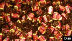 Ciocolata „Roshen" la un magazin din Kiev