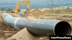 ნავთობსადენის მშენებლობა