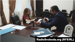 Гуцуляк визнає, що заплатив кошти за автомобіль, утім в його декларації ці витрати не відображені