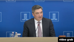 Премьер-министр Казахстана Олжас Бектенов отвечает на вопросы журналистов. Астана, 16 июля 2025 года