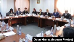 Deputatul liberal Iulian Alexandru Muraru susține că proiectul său de lege nu afectează bugetul de stat. Imagine generică cu ședința CSM la care participă și președintele Klaus Iohannis. 