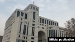 Հայաստանի ԱԳՆ շենքը Երևանում, արխիվ