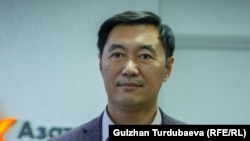 Эмил Токтошев.