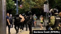 Kadar hapšenja demonstranta na protestu u Beogradu, 13.8.2025.