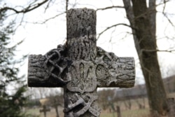 На цьому хресті був спалений рушник