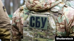 За даними слідства, у лютому минулого року через застосування бойовиками забороненої зброї загинув житель Луганщини