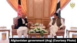 دیدار رئیس جمهور غنی با عمران خان صدراعظم پاکستان در شهر مکه. May 31 2019