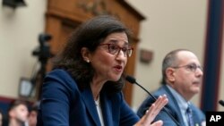 Președintele Columbia, Minouche Shafik, depune mărturie în fața Comisiei pentru Educație și Forță de Muncă a Camerei Deputaților cu privire la audierea privind răspunsul universității în fața antisemitismului. 17 aprilie 2024.
