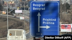 Polemike u krugovima vlasti na obe strane