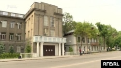 Жогорку соттун имараты