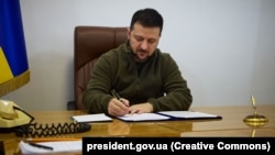 Своїм указом Зеленський увів в дію відповідне рішення Ради національної безпеки і оборони України від 29 червня 2025 року 