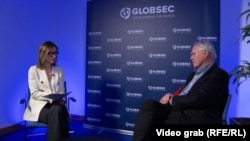 Интервју на Хил за РСЕ