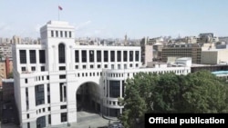 ՀՀ ԱԳՆ շենքը Երևանում, արխիվ