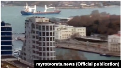 Судно LAODICEA на вході в Севастопольську бухту 31.01.2021