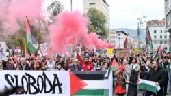 Hiljade ljudi u Sarajevu na skupu podrške Palestincima 