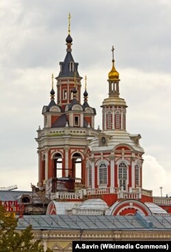 Спаський собор Заіконоспаського монастиря на території Слов’яно-греко-латинської академії у Москві. Собор споруджено за проєктом українського архітектора Івана Зарудного