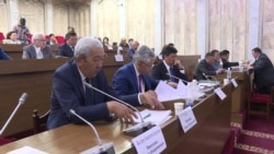 Өкмөттүн кадрлары көңүлгө толобу?