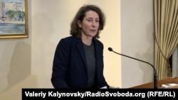 «Я закликаю сторони продовжувати робити все необхідне для забезпечення ефективного і стійкого припинення вогню, перш за все в інтересах цивільного населення», – заявила Гайді Ґрау