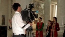 Berdimuhamedow öz kitaby esasynda film döretmegi tabşyrdy