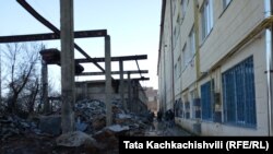 დევნილთა საცხოვრებლის მიმდებარე ტერიტორია