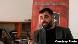 Ragmi Mustafi kaže kako je popisivač u obavezi da do tri puta obiđe kuću, a da potom ostavi svoj broj telefona kako bi ga kontaktirali i odredili vreme kada može da se obavi popis.