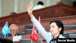 Аида Салянова.