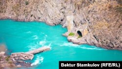 Курпсайская ГЭС. Джалал-Абадская область.
