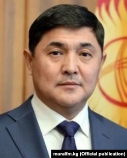 Асылбек Кожобеков.