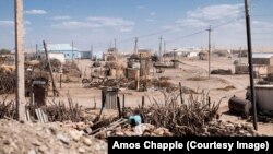 Деҳаи дурдасте дар Туркманистон. Соли 2012