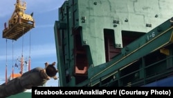 შუა დერეფანი - „ტრანსკასპიური საერთაშორისო სატრანსპორტო გზა“ - გვერდს უვლის რუსეთის დომინირებულ ჩრდილოეთის დერეფანს, ისე ტრადიციულ საზღვაო მარშრუტს.