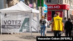 Перадвыбарчая агітацыя палітычных партый, якія ўдзельнічаюць у парлямэнцкіх выбарах у Малдове. Ілюстрацыйнае фота