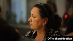  Jennifer Brush, ish-zëvendësshefe e Misionit të Kombeve të Bashkuara në Kosovë, UNMIK. 