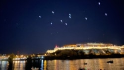 Šesnaest lampiona iznad Dunava za 16 žrtava pada nadstrešnice 