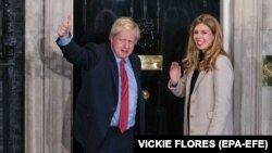 بوریس جانسن، صدراعظم بریتانیا و نامزدش کری سیموند