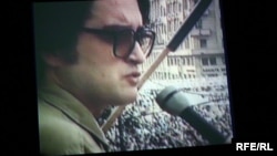 Emil Hurezeanu, Piaţa Universităţii, mai 1990