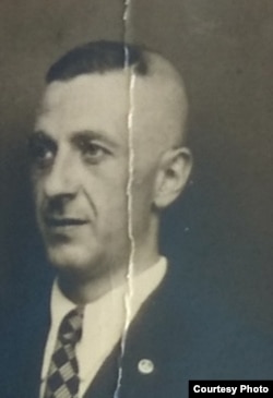 Фотография С. Таборицкого, 1934. Источник: ГАРФ.