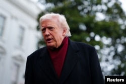 Дональд Трамп виступає перед журналістами 22 листопада