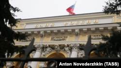 «Продовження вторгнення Росії в Україну з високою ймовірністю негативно вплине на перспективи російської економіки»