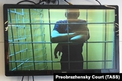 Олексій Навальний під час судового засідання. Москва. Червень 2021 року